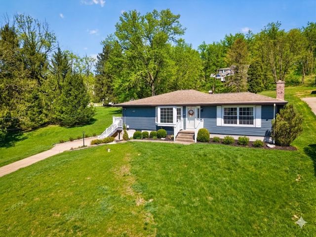 522 Mcclane Farm Rd, Chartiers, PA 15301