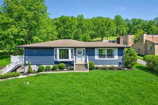 522 Mcclane Farm Rd, Chartiers, PA 15301