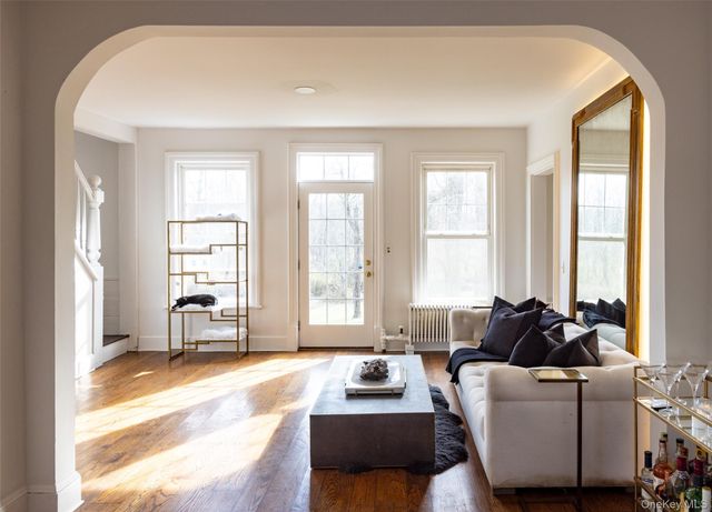 1376 Salt Point Turnpike, Pleasant Valley, NY 12569