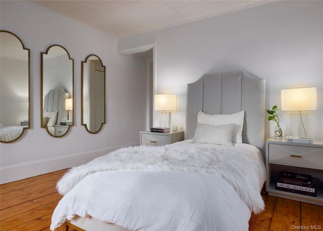 1376 Salt Point Turnpike, Pleasant Valley, NY 12569