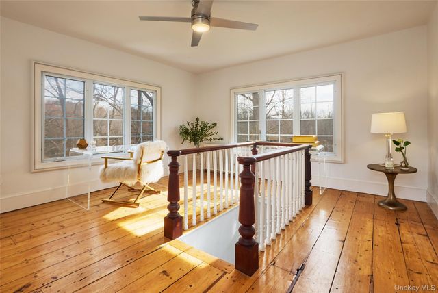 1376 Salt Point Turnpike, Pleasant Valley, NY 12569