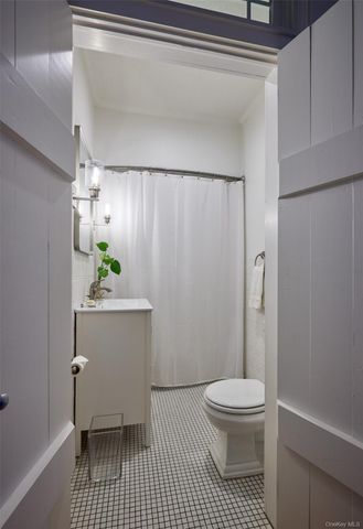 1376 Salt Point Turnpike, Pleasant Valley, NY 12569