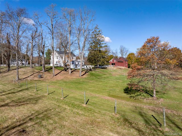 1376 Salt Point Turnpike, Pleasant Valley, NY 12569