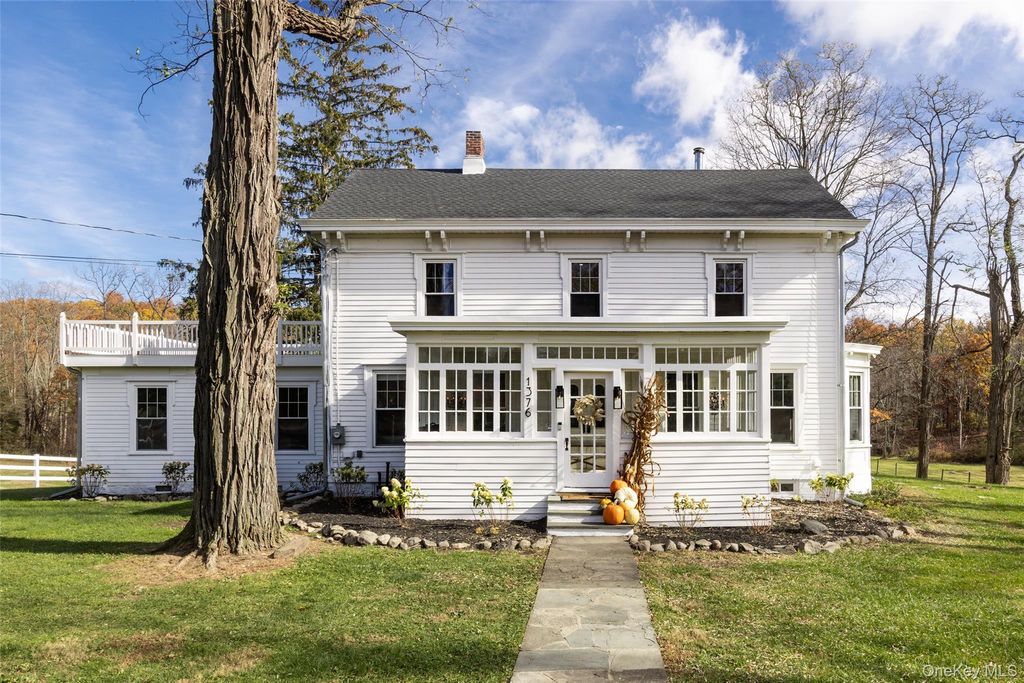 1376 Salt Point Turnpike, Pleasant Valley, NY 12569