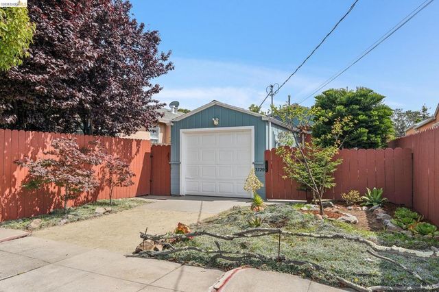 3720 Esmond Ave, Richmond, CA 94805