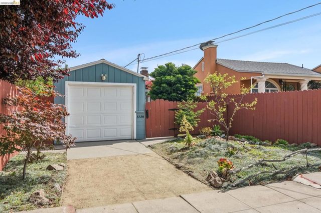 3720 Esmond Ave, Richmond, CA 94805