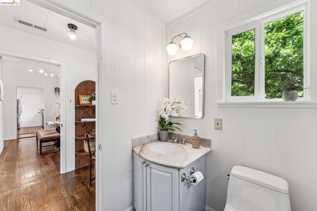 3720 Esmond Ave, Richmond, CA 94805