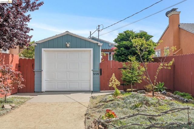 3720 Esmond Ave, Richmond, CA 94805