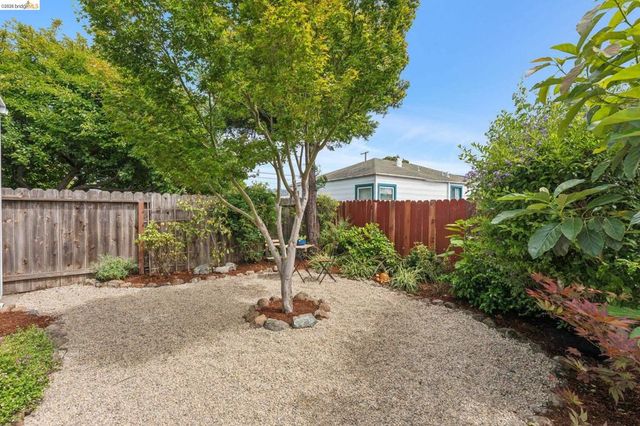 3720 Esmond Ave, Richmond, CA 94805