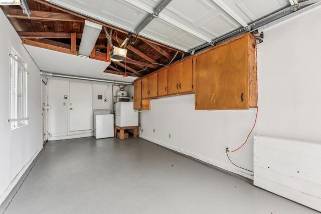 3720 Esmond Ave, Richmond, CA 94805