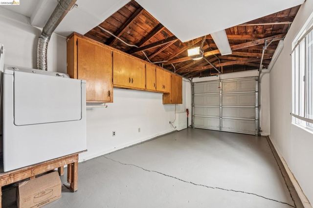 3720 Esmond Ave, Richmond, CA 94805