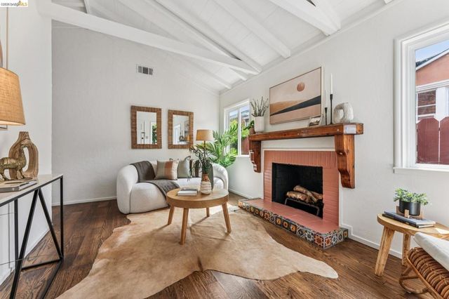 3720 Esmond Ave, Richmond, CA 94805