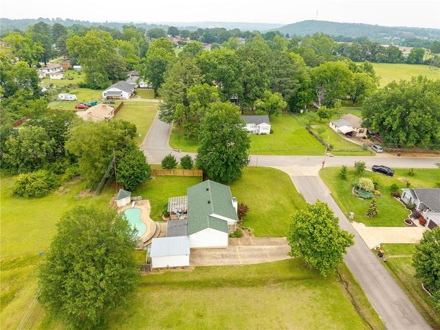 19 Crape Myrtle Road, Van Buren, AR 72956