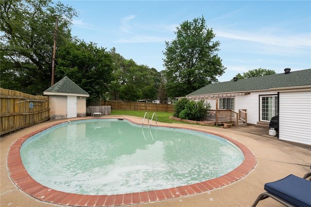 19 Crape Myrtle Road, Van Buren, AR 72956