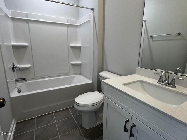 2819 Carbondale Court, Apex, NC 27502