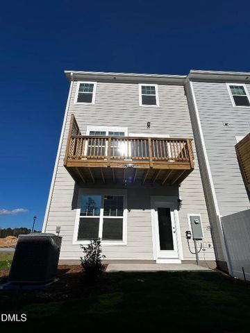 2819 Carbondale Court, Apex, NC 27502