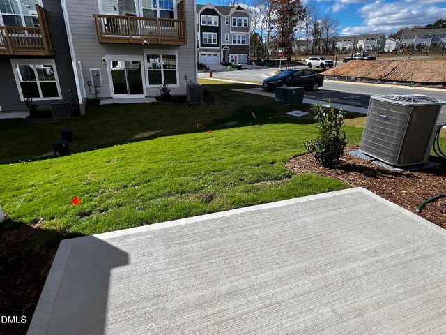 2819 Carbondale Court, Apex, NC 27502