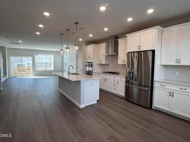 2819 Carbondale Court, Apex, NC 27502