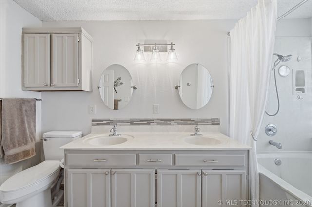 1624 W Edgewater Place, Broken Arrow, OK 74012