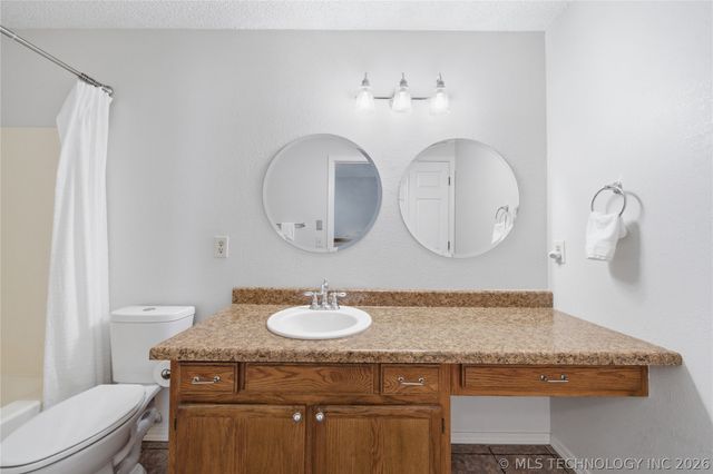 1624 W Edgewater Place, Broken Arrow, OK 74012