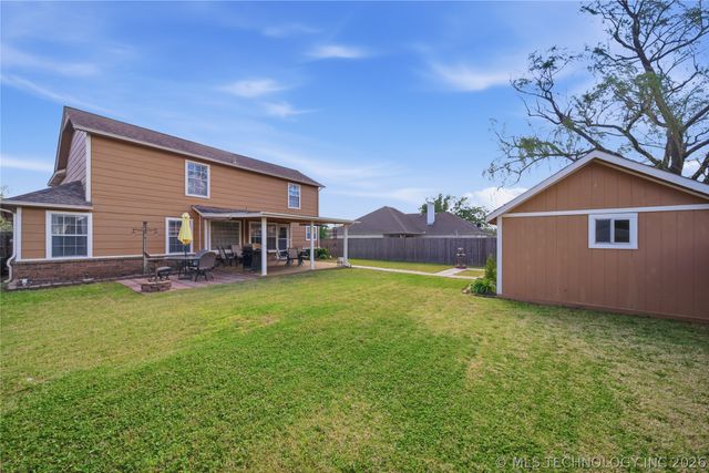 1624 W Edgewater Place, Broken Arrow, OK 74012