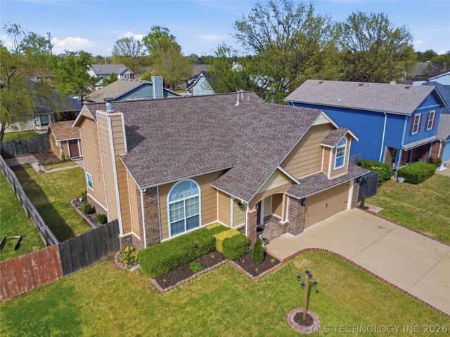 1624 W Edgewater Place, Broken Arrow, OK 74012
