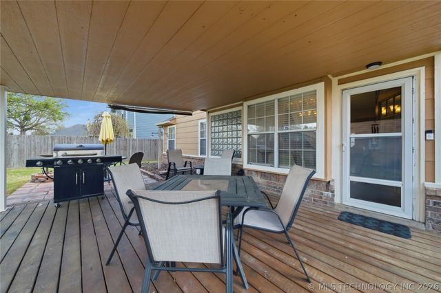 1624 W Edgewater Place, Broken Arrow, OK 74012