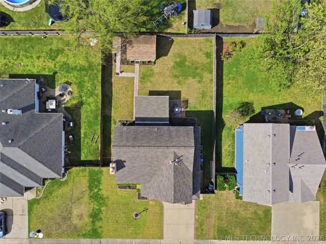 1624 W Edgewater Place, Broken Arrow, OK 74012