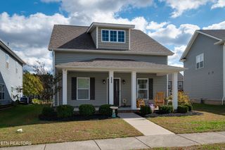 134 E Elderberry St, Oak Ridge, TN 37830