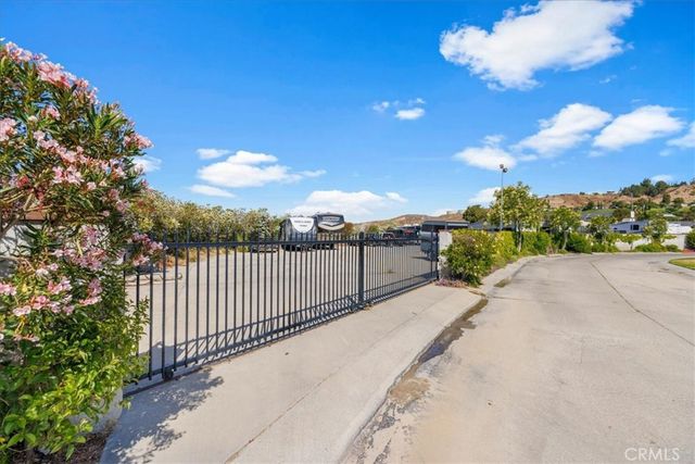20147 Edgewater Drive, Canyon Country, CA 91351