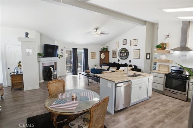 20147 Edgewater Drive, Canyon Country, CA 91351