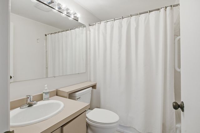 41728 Onaway Drive, Northville City, MI 48167