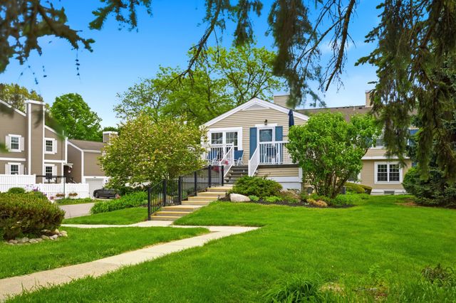 41728 Onaway Drive, Northville City, MI 48167