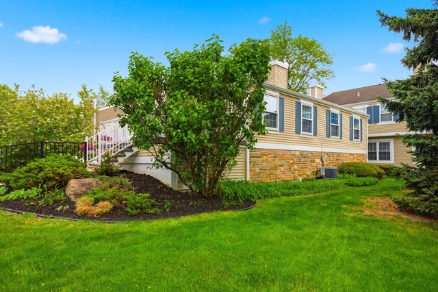 41728 Onaway Drive, Northville City, MI 48167
