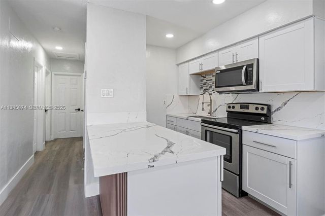 15900 NW 18th Ave, Miami Gardens, FL 33054