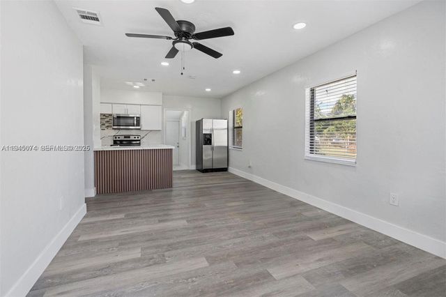 15900 NW 18th Ave, Miami Gardens, FL 33054