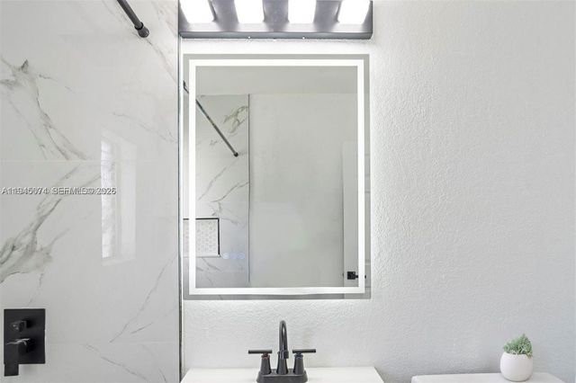 15900 NW 18th Ave, Miami Gardens, FL 33054