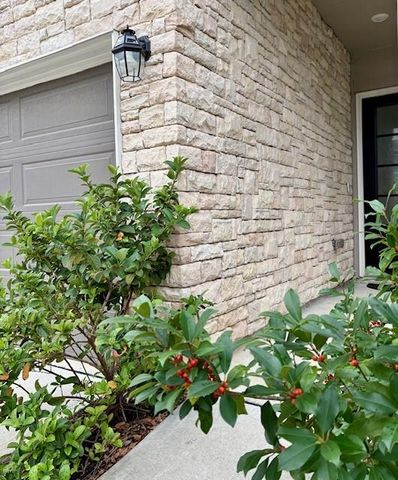 566 Dry Fork Lane, Conroe, TX 77304