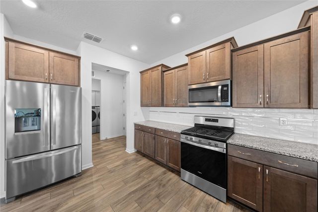 9753 SW 103RD AVENUE, Ocala, FL 34481