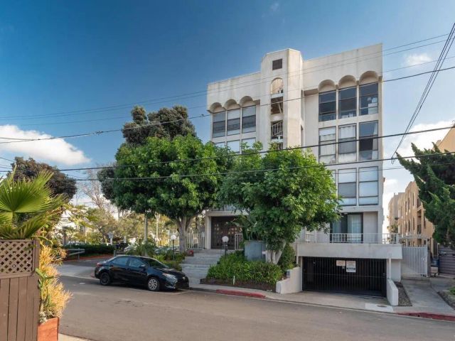 1251 Parker Pl 2N, San Diego, CA 92109