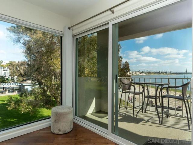 1251 Parker Pl 2N, San Diego, CA 92109