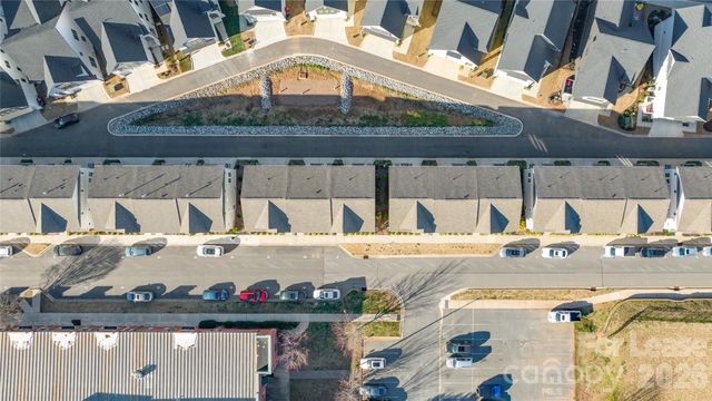 554 Amalfi Drive, Davidson, NC 28036