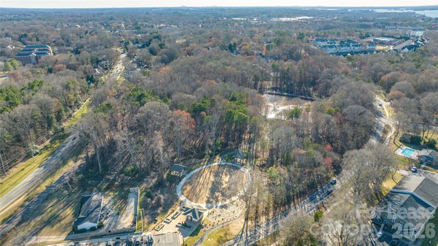 554 Amalfi Drive, Davidson, NC 28036