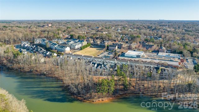 554 Amalfi Drive, Davidson, NC 28036