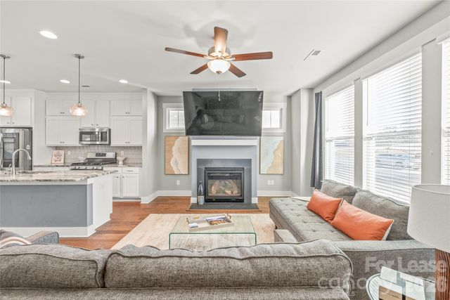 554 Amalfi Drive, Davidson, NC 28036