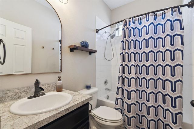 37027 SCENIC BLUFF DRIVE, Grand Island, FL 32735