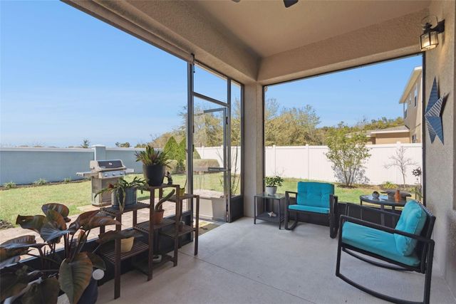 37027 SCENIC BLUFF DRIVE, Grand Island, FL 32735