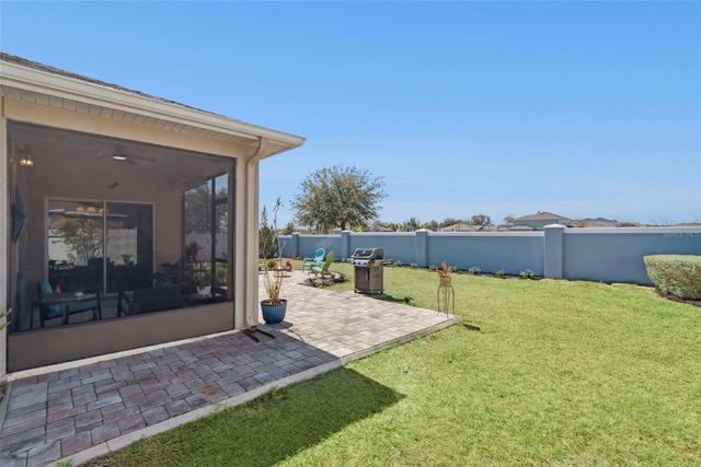 37027 SCENIC BLUFF DRIVE, Grand Island, FL 32735