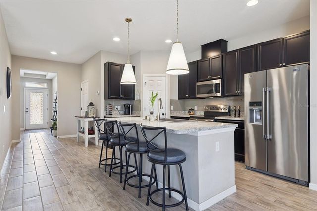 37027 SCENIC BLUFF DRIVE, Grand Island, FL 32735