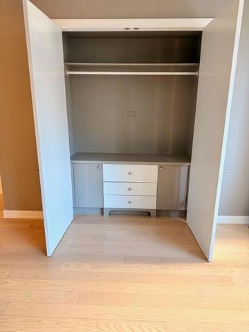 301 Mission Street 303, San Francisco, CA 94105